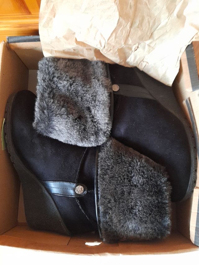 Stivaletti in pelle scamosciata n³ 40