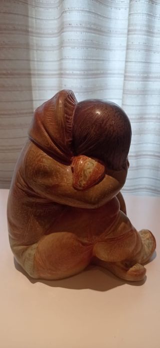 Figura de niño esquimal de Lladró