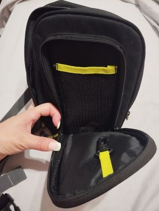 Pernera, riñonera, bolso Moto