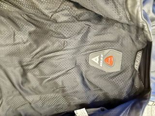 Mono de cuero moto Dainese