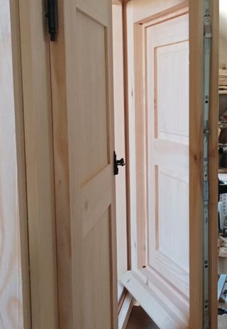 Balconeras y ventanas de madera