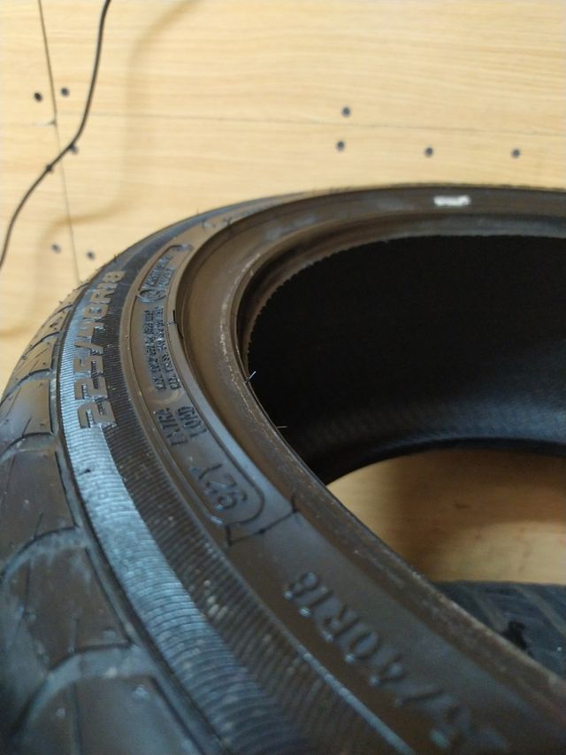 Neumáticos 225/40/R18