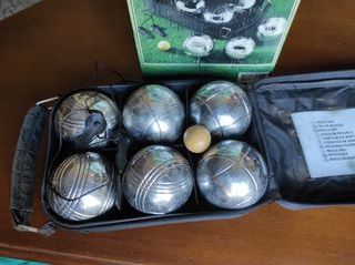 Gioco delle bocce in astuccio