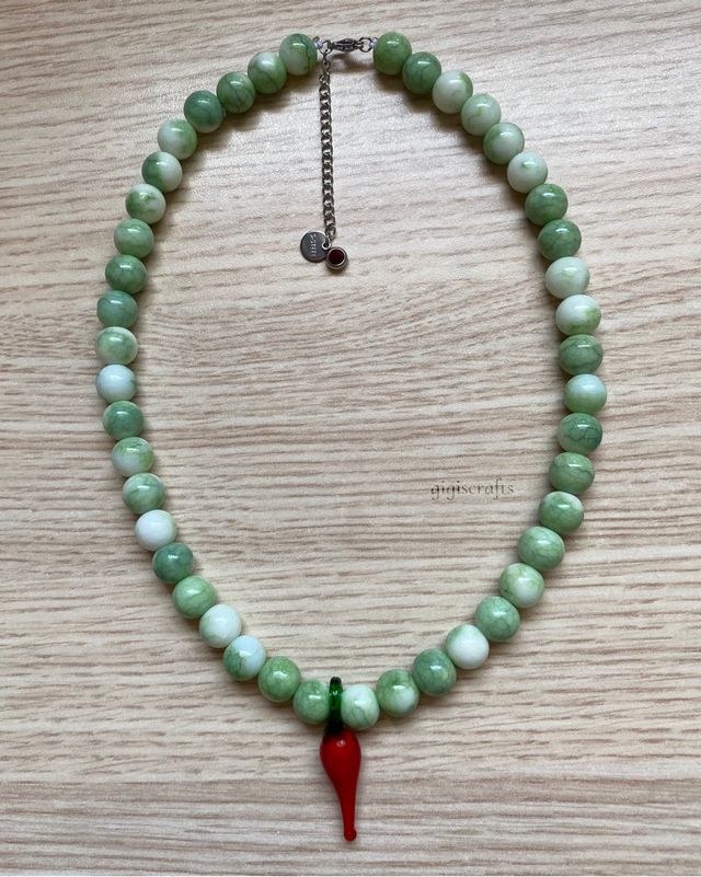 Collar artesanal de vidrio