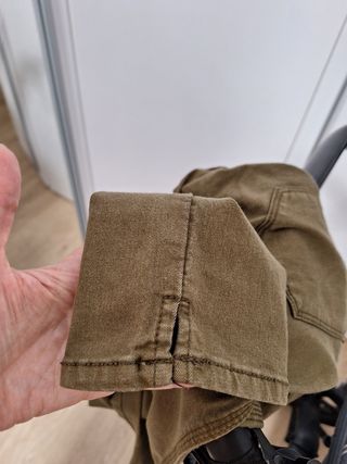 Pantalón skinny pitillo verde militar 38