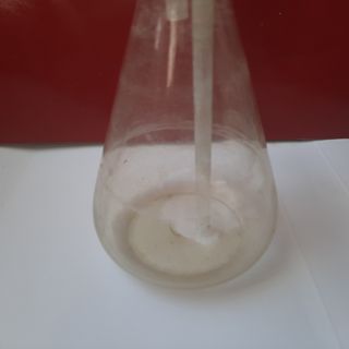 Antiguo matraz de laboratorio