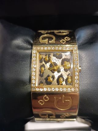 Reloj chapado oro Guess