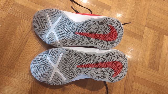 Zapatillas baloncesto NIKE 40