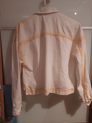 Cazadora vaquera pull&bear 