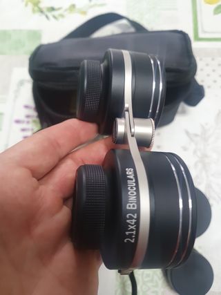Prismáticos gran campo omegon 2.1x42