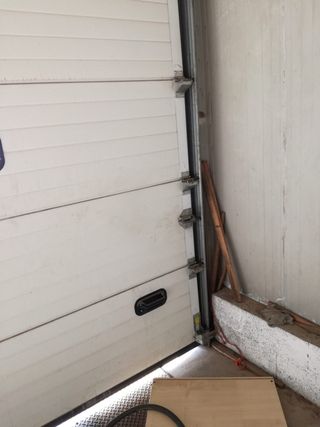 Puerta garaje o camara frigorifica