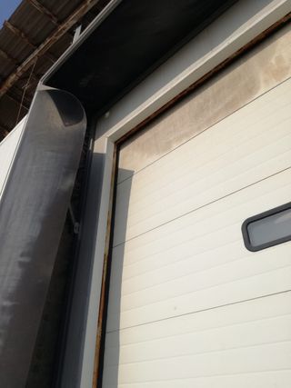 Puerta garaje o camara frigorifica