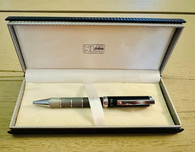 Penna a sfera - NIJI italiana