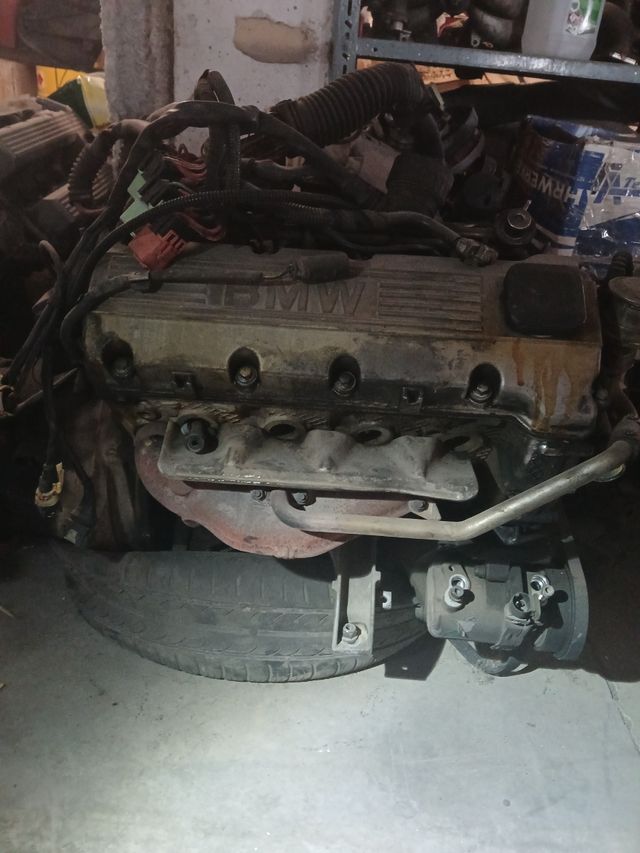 Despiece motor e36 316i completo