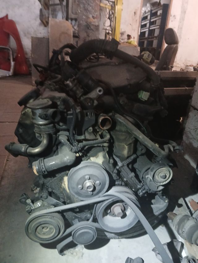 Despiece motor e36 316i completo