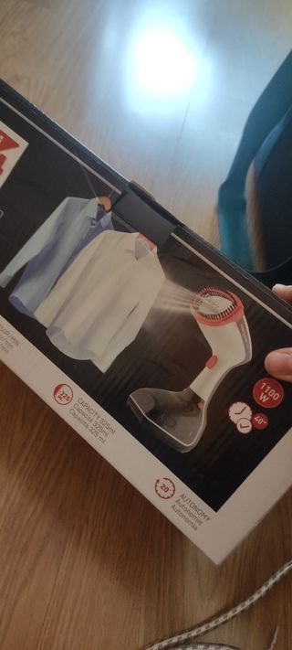 Plancha de la ropa vertical