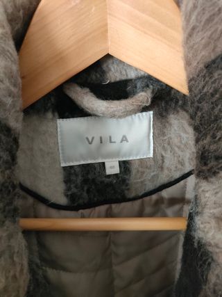 Abrigo de cuadros Vila
