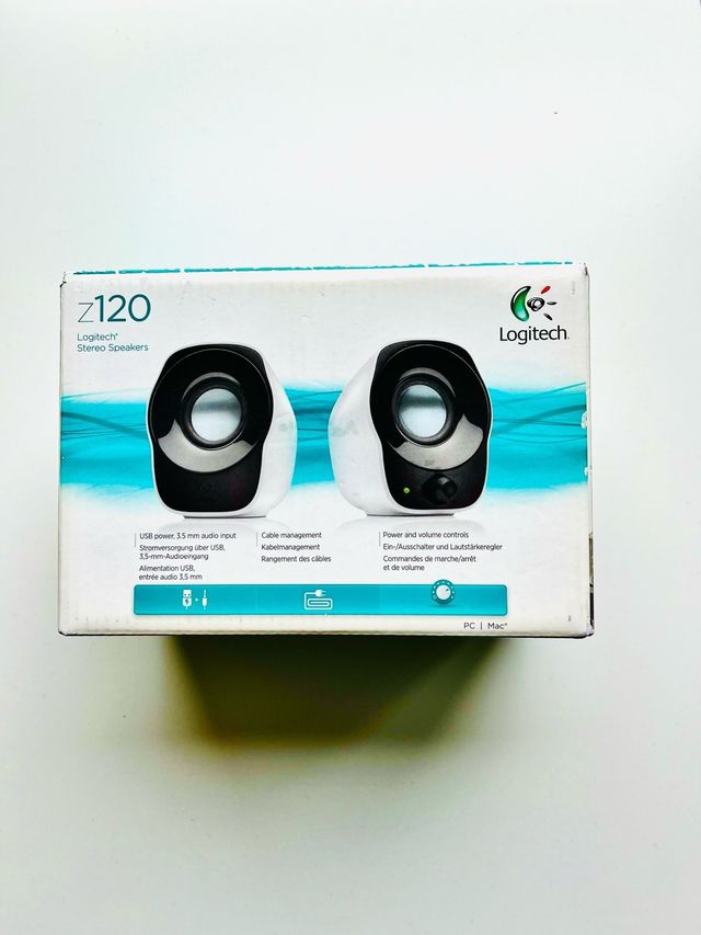Altavoces Logitech Z120 - Compactos y Potentes