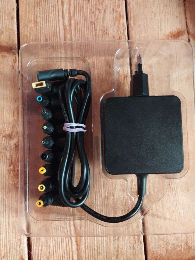 Cargador portátil universal