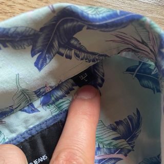Camisa hawaiana L