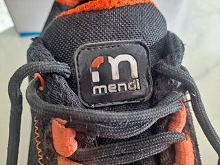 Zapatos de seguridad como nuevos