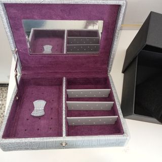 Cajas y joyeros de marcas de lujo