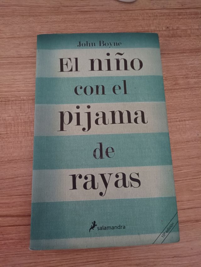 Libro "el niño del pijama de rayas"