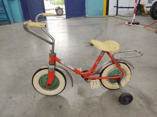 Bici antigua niño