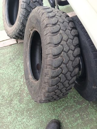 Se vende rueda mixta en 15"