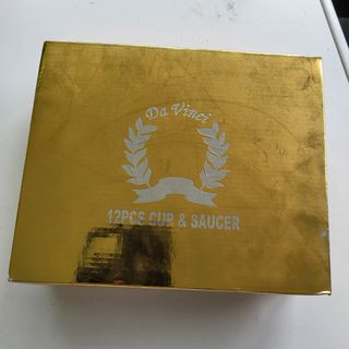 Tacitas de café con plato de Da Vinci