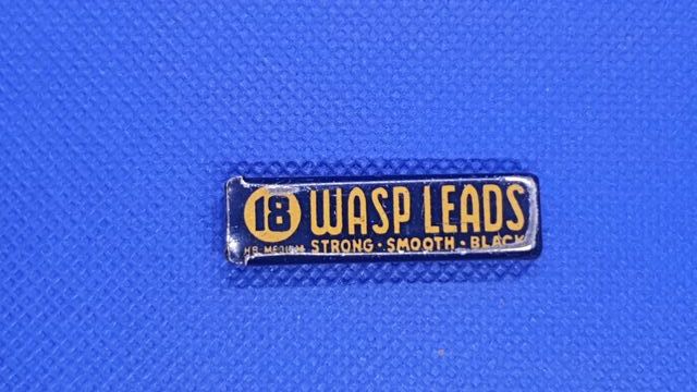 RARA Y CURIOSA CAJA DE MINAS AMERICANA. METÁLICA.