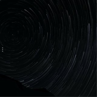 GoPro Hero 11 + Baterías + Accesorios