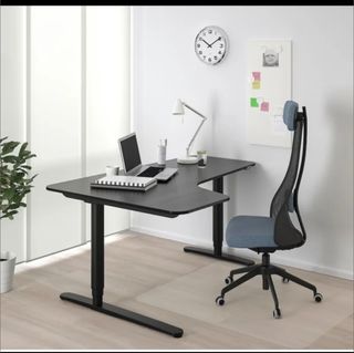 Escritorio Bekant Negro