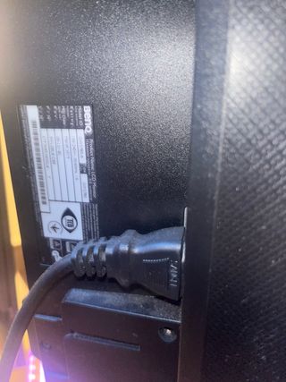 Monitor Benq 1080p LCD 27”