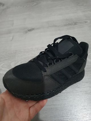 Zapatillas Adidas de mujer talla 36.
