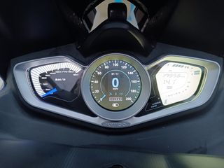 Moto Kymco Xciting 400, con sólo 2380 kms