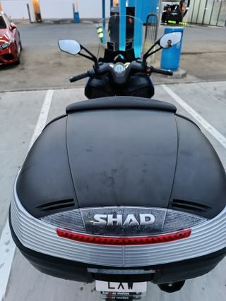 Moto Kymco Xciting 400, con sólo 2380 kms