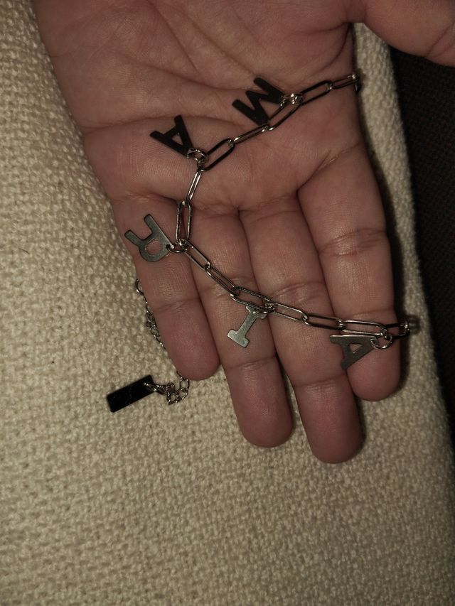 Collar personalizado de letras