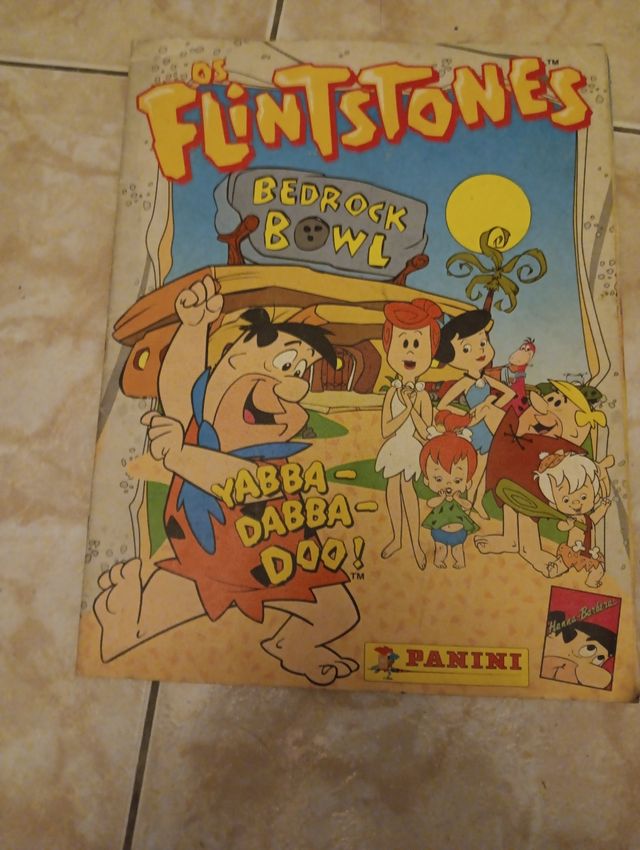 3 cadernetas de cromos incompletas