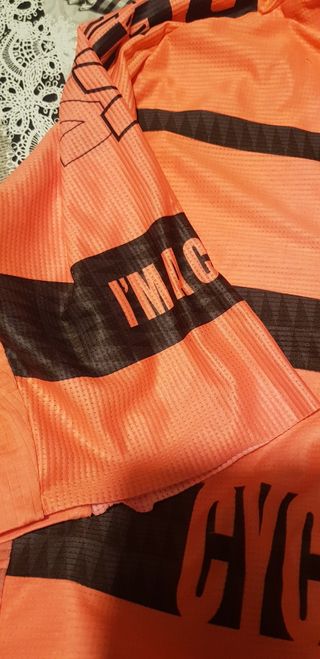 maglietta sportiva taglia l