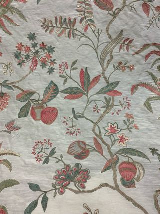 Seta ricamata GP & J Baker