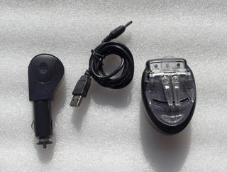 CARICATORE UNIVERSALE CELLULARI 4 IN 1