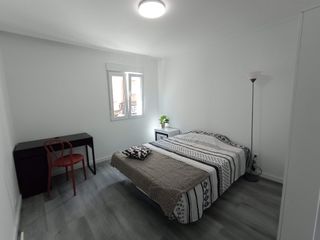 Alquiler de habitación parejas avenida América