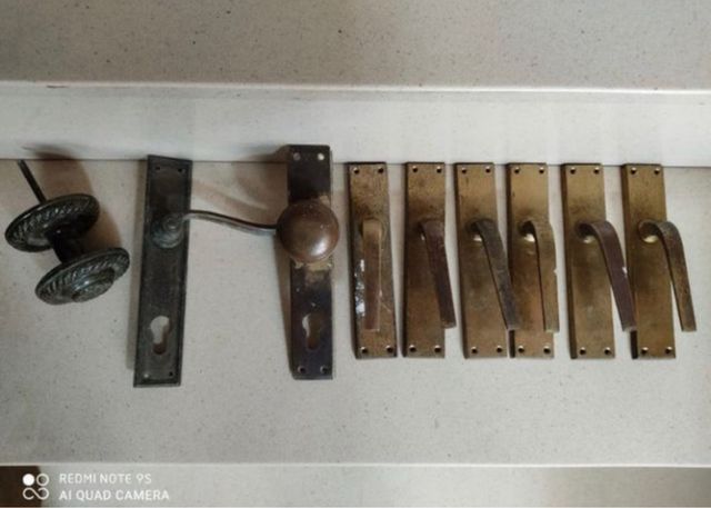 Lote antiguas manillas de puerta