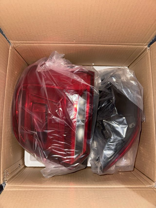 Conjunto pilotos traseros VW Polo 2014