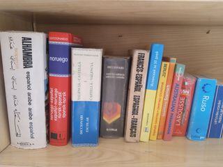 Diccionarios idiomas árabe, noruego..