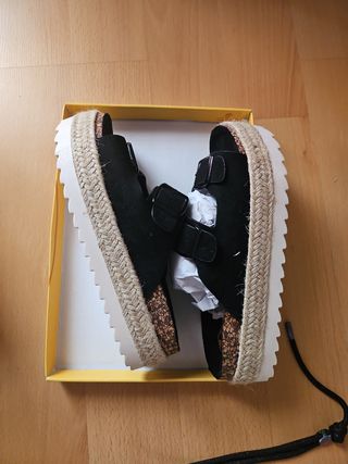 Sandalias