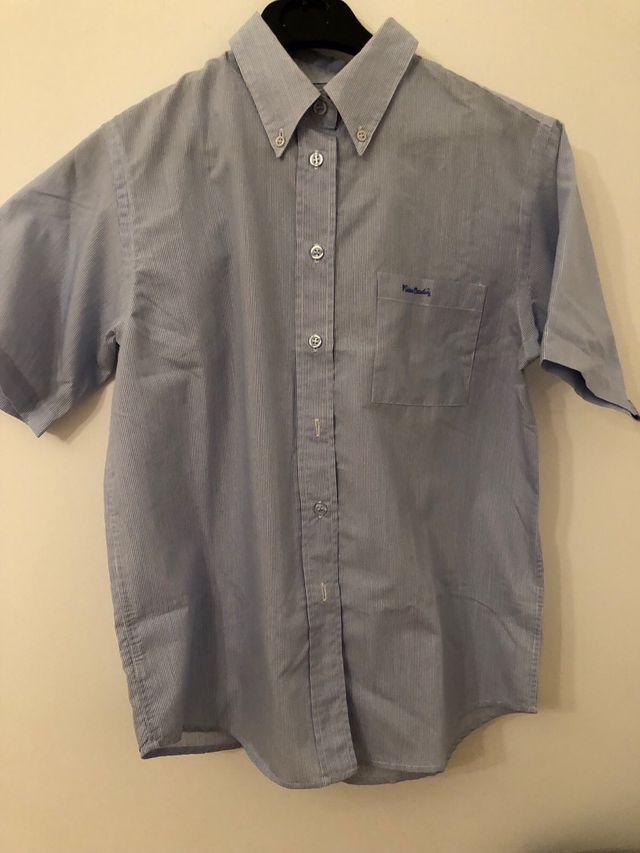 Camisa de rayas azul y blanco