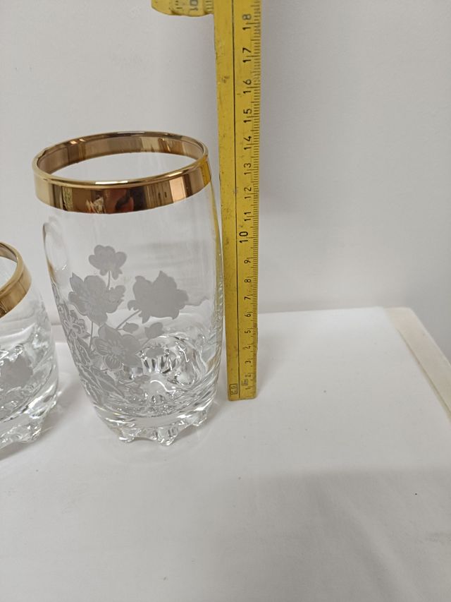 Bicchieri in cristallo decorato e oro