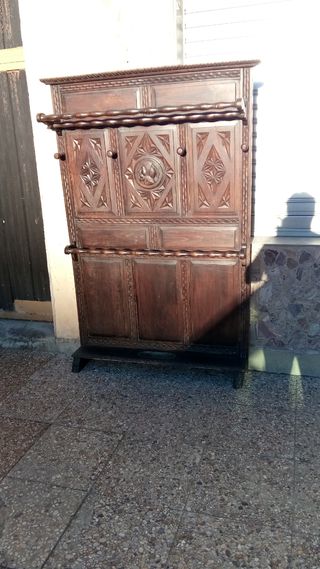 Se vende perchero antiguo